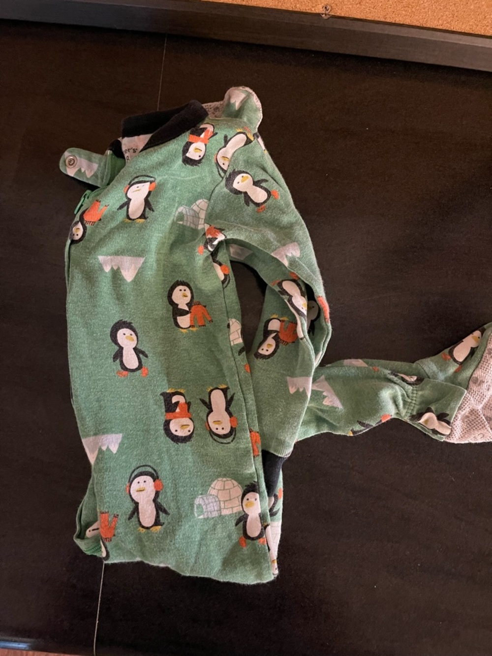 Carter's Green Kids pajamas - 18 Months